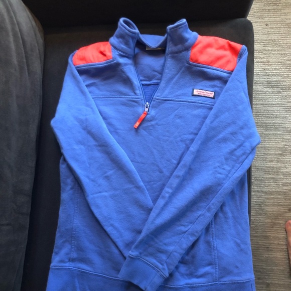 Vineyard vines woman’s quarter zip - Picture 2 of 3
